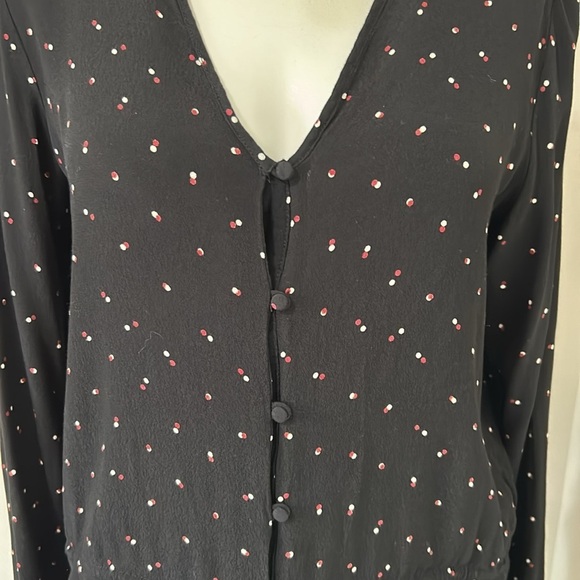 RAILS Top Beaux Black Off Set Dot Button Front Blouse Long Sleeve Ruffle Sz L - Picture 3 of 14